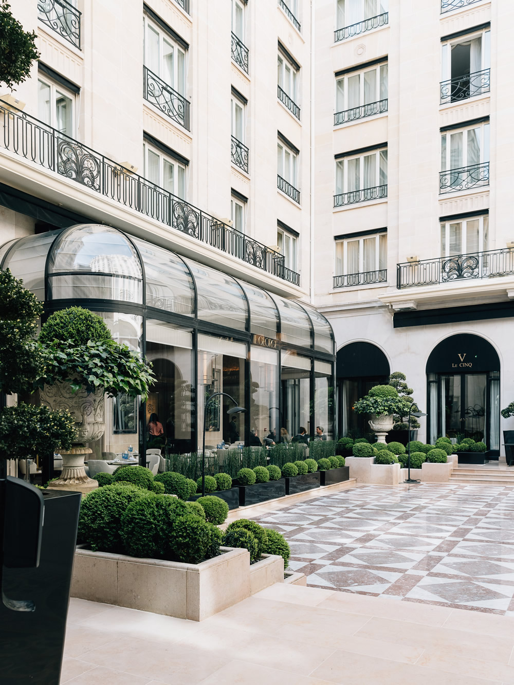 Most expensive luxury hotels in Paris