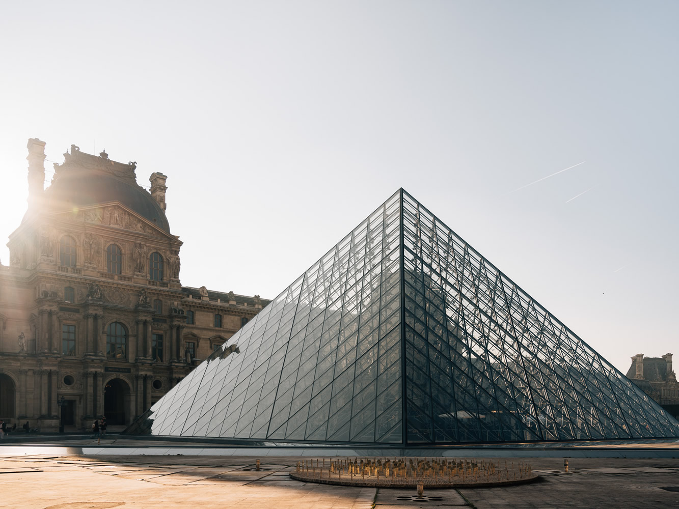 Paris pyramid