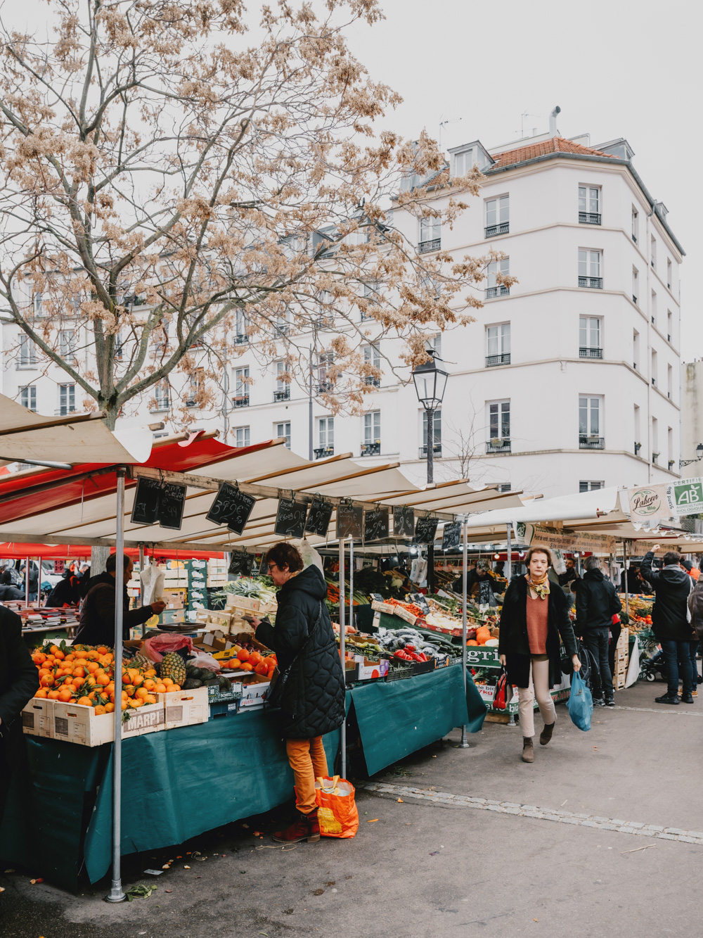 Best food markets in Paris to visit