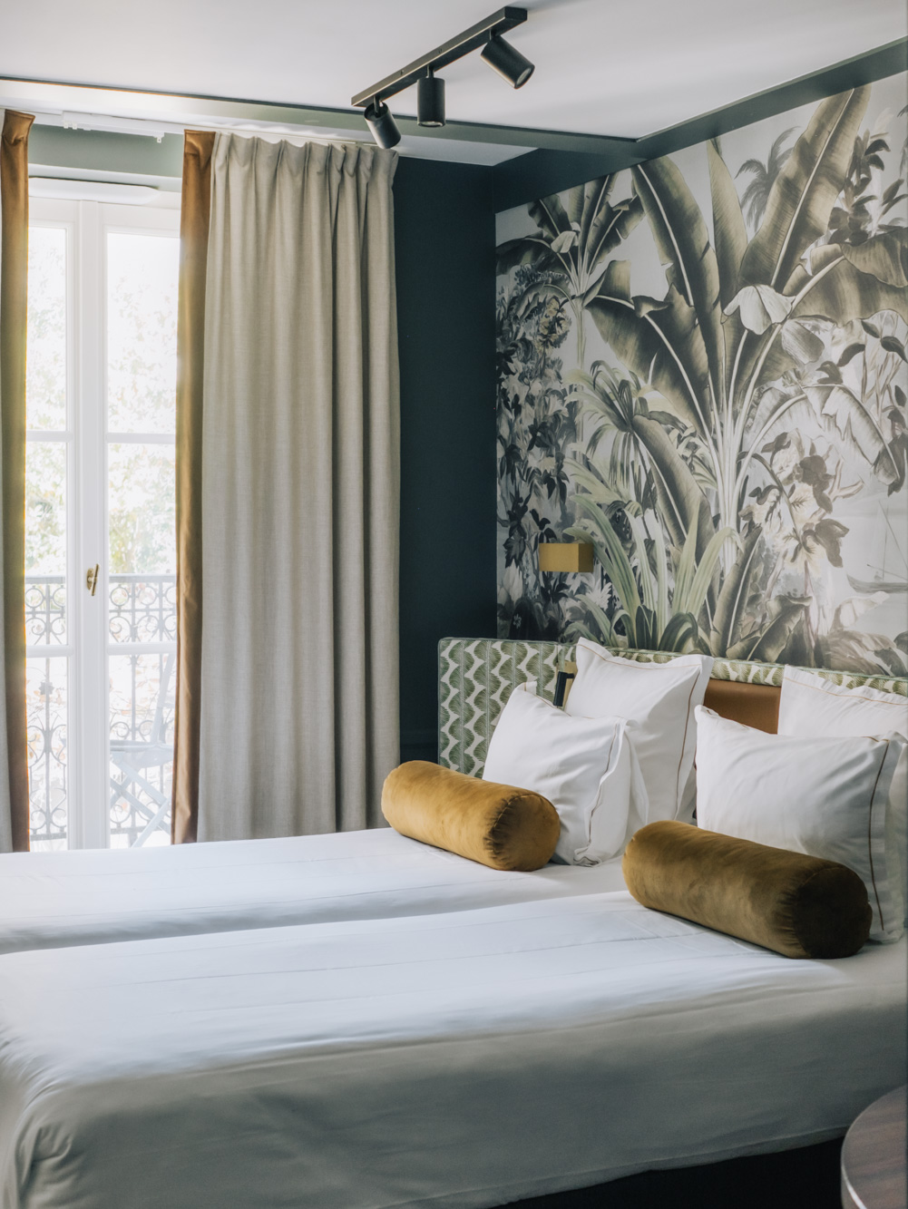 Hotels in Paris with family rooms
